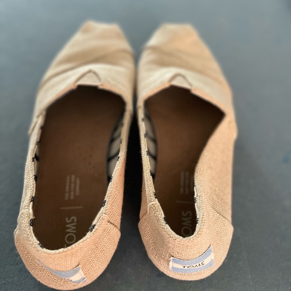 Toms size 9